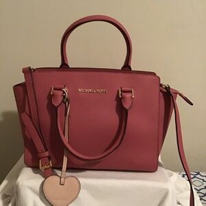 🔥MICHAEL Michael Kors, beautiful shoulder/hobo purse, gorgeous color, see pics